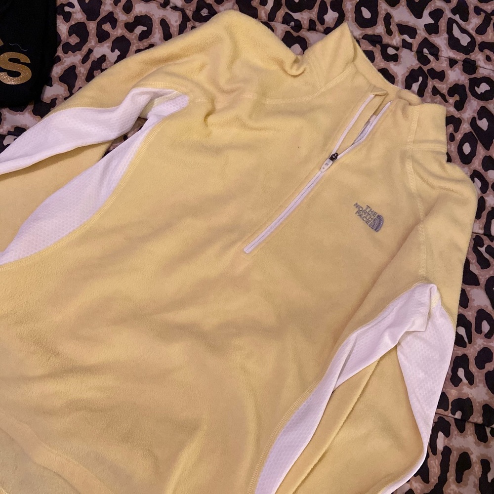 north face pullover (yellow) size small